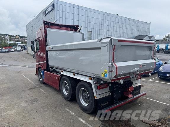 Scania R660B6x4NB Tipper trucks
