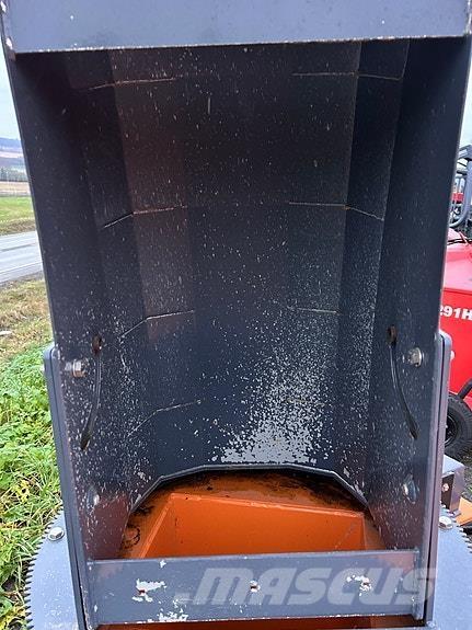 Snowline V-2500 Multi-purpose Trailers