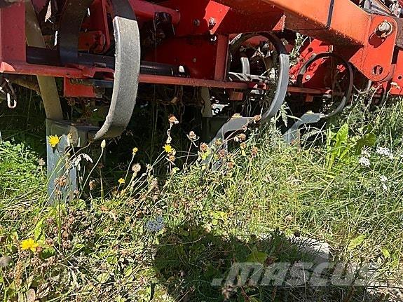 Tume HKL 3000 Mineral spreaders