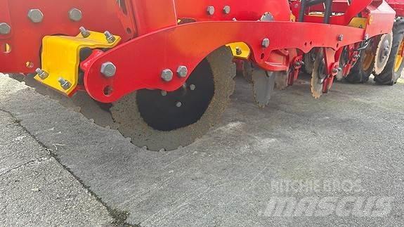 Väderstad RD300C Drills