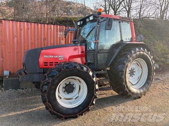 Valtra 6850 Tractors