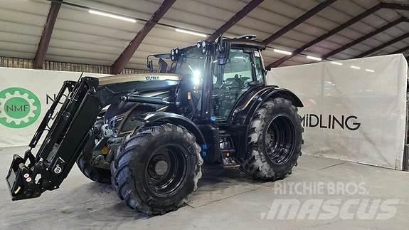 Valtra N174 Tractors