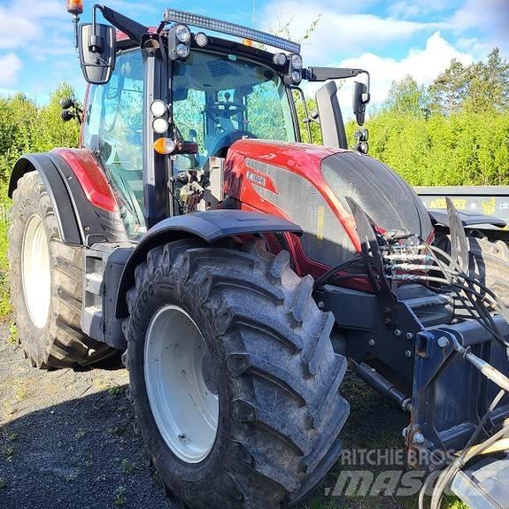 Valtra N174D Tractors