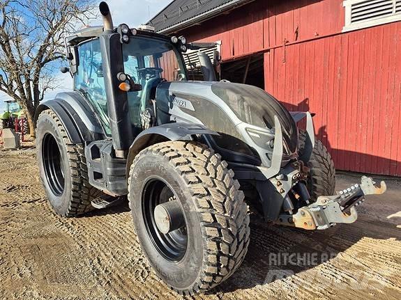 Valtra T 234 Versu Tractors