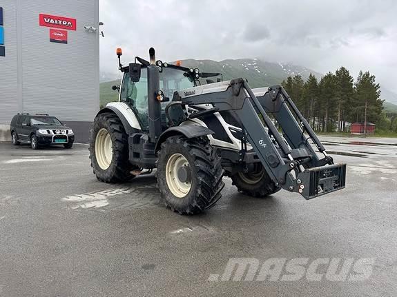 Valtra T174V Tractors