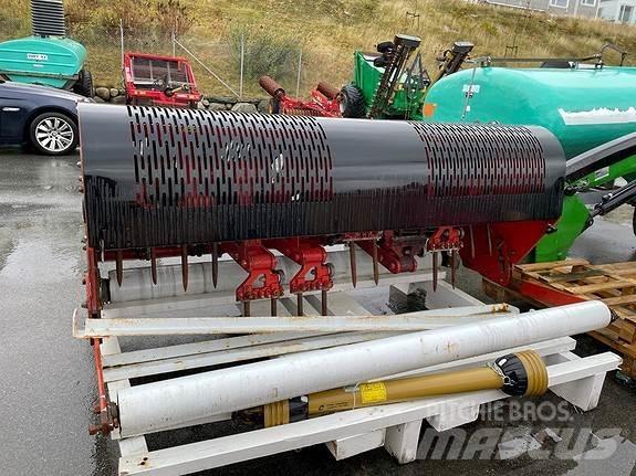 Vertidrain VD7521 Other groundscare machines