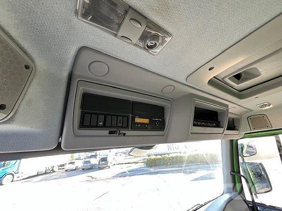 Volvo FE 320 -6x2 Other trucks