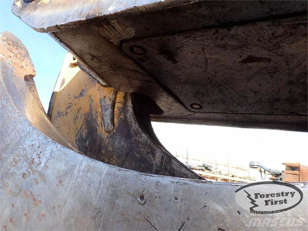 CAT 19' grapple Grapples
