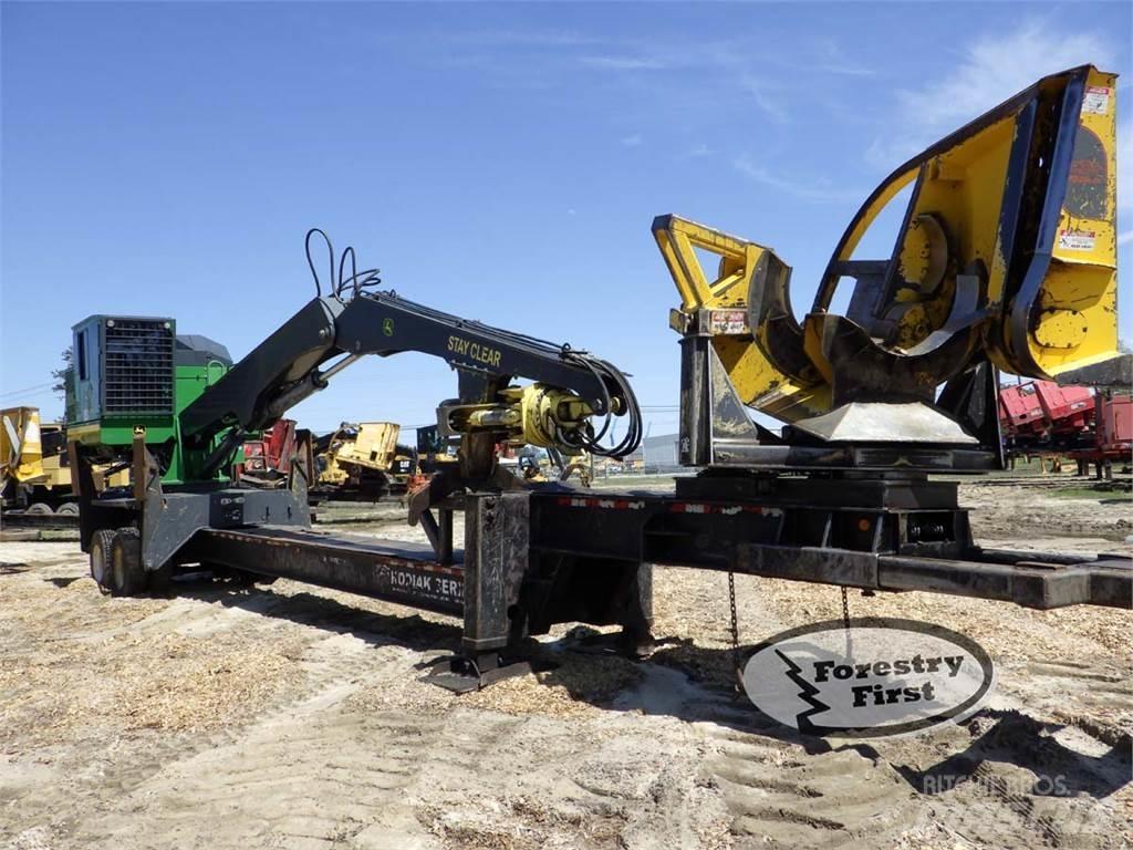 John Deere 437E Knuckle boom loaders