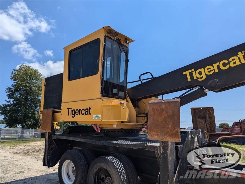 Tigercat 234B Knuckle boom loaders