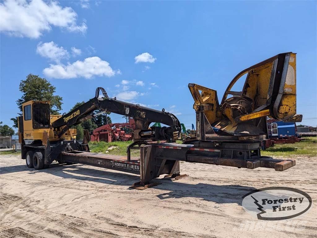 Tigercat 234B Knuckle boom loaders