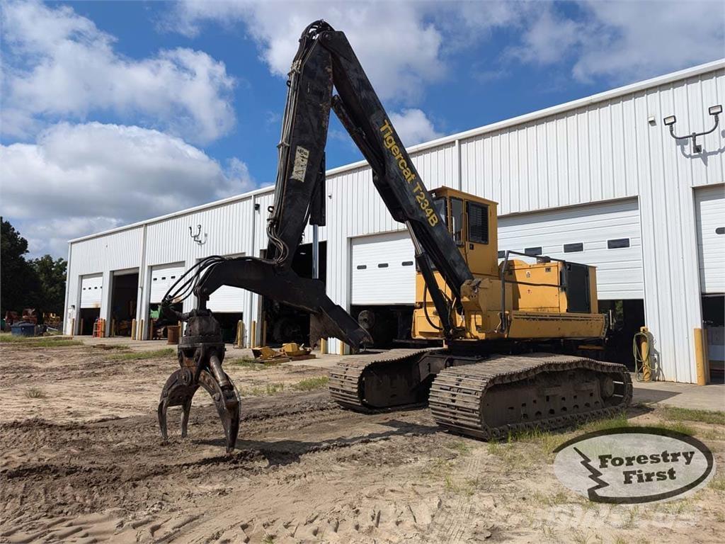 Tigercat T234B Knuckle boom loaders