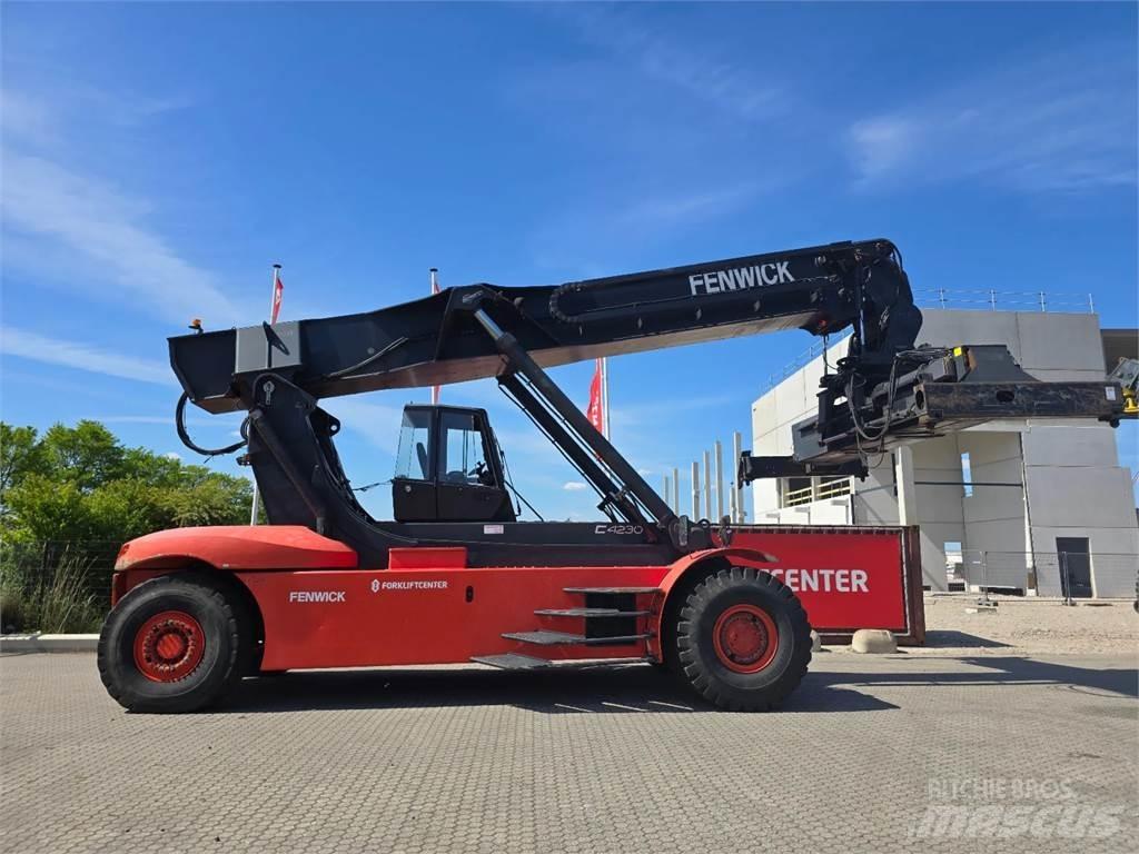 Linde C4230TL Reach stackers