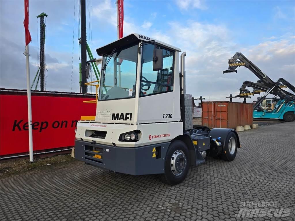 Mafi T230 Terminal tractors