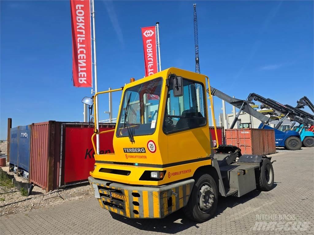Terberg YT182 Terminal tractors
