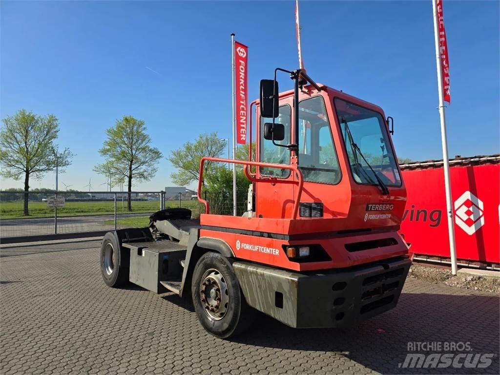 Terberg YT182 Terminal tractors