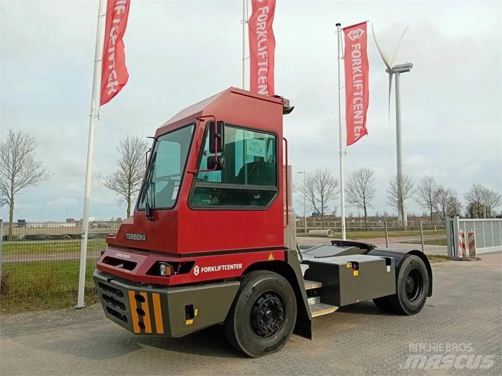 Terberg YT220 Terminal tractors