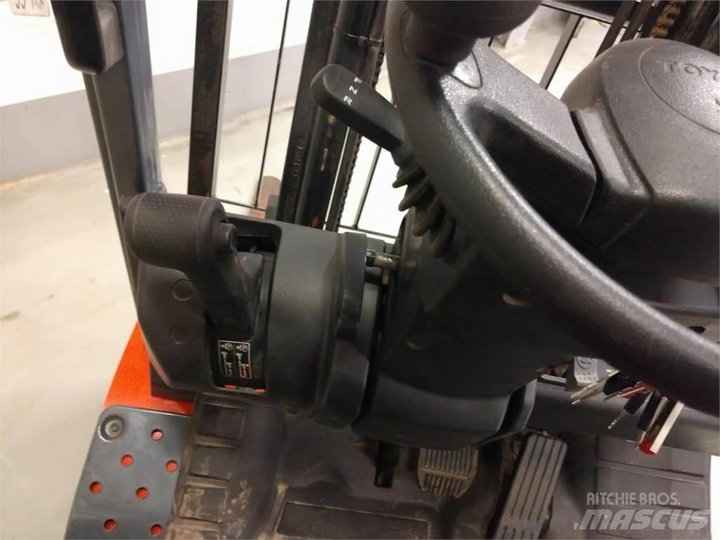Toyota 8FBN15 Electric forklift trucks
