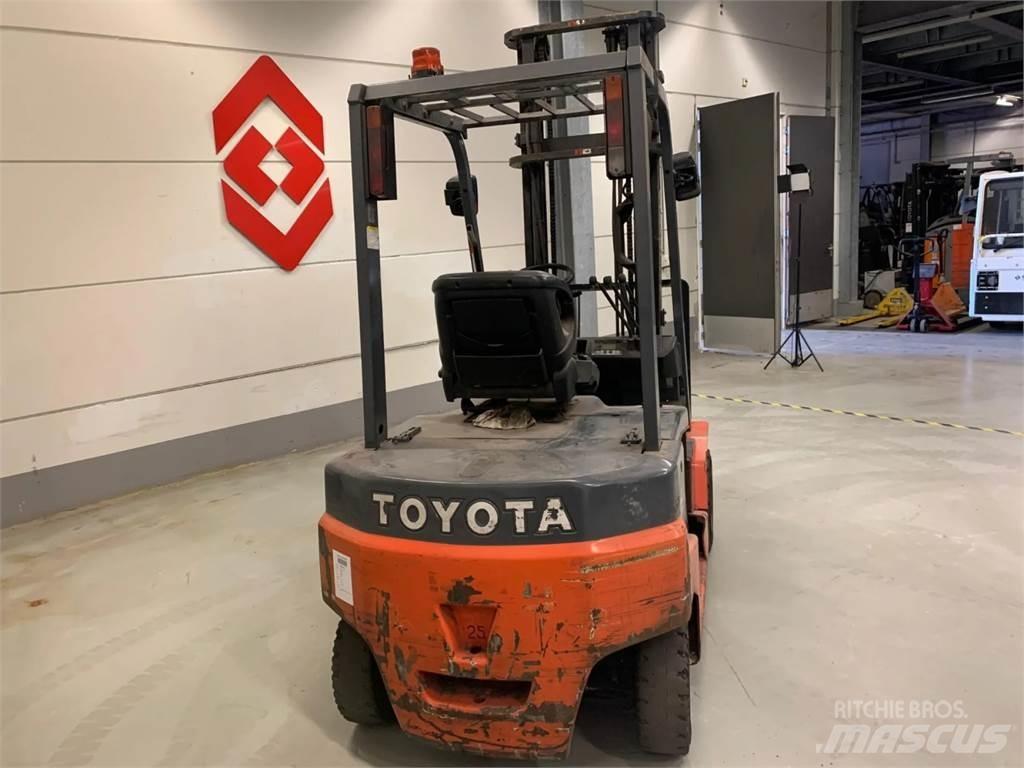 Toyota 8FBN25 Electric forklift trucks