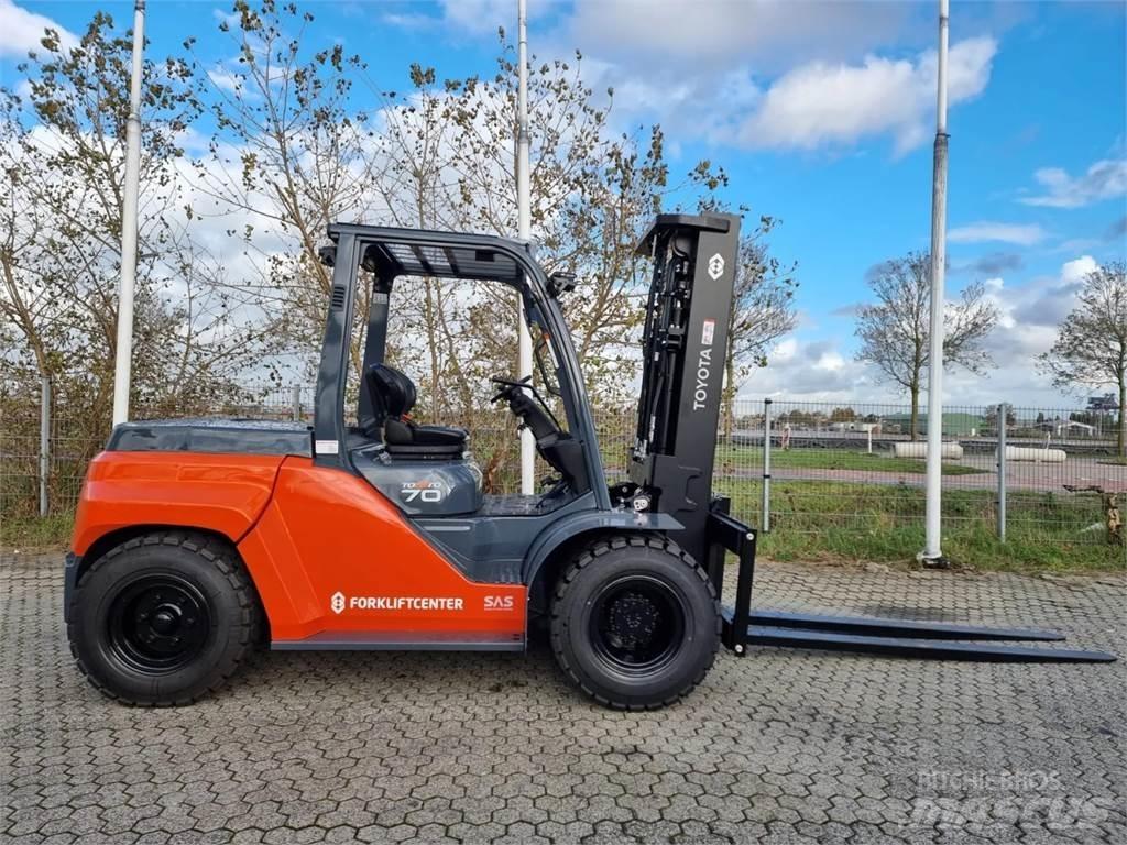Toyota 8FD70F Diesel trucks