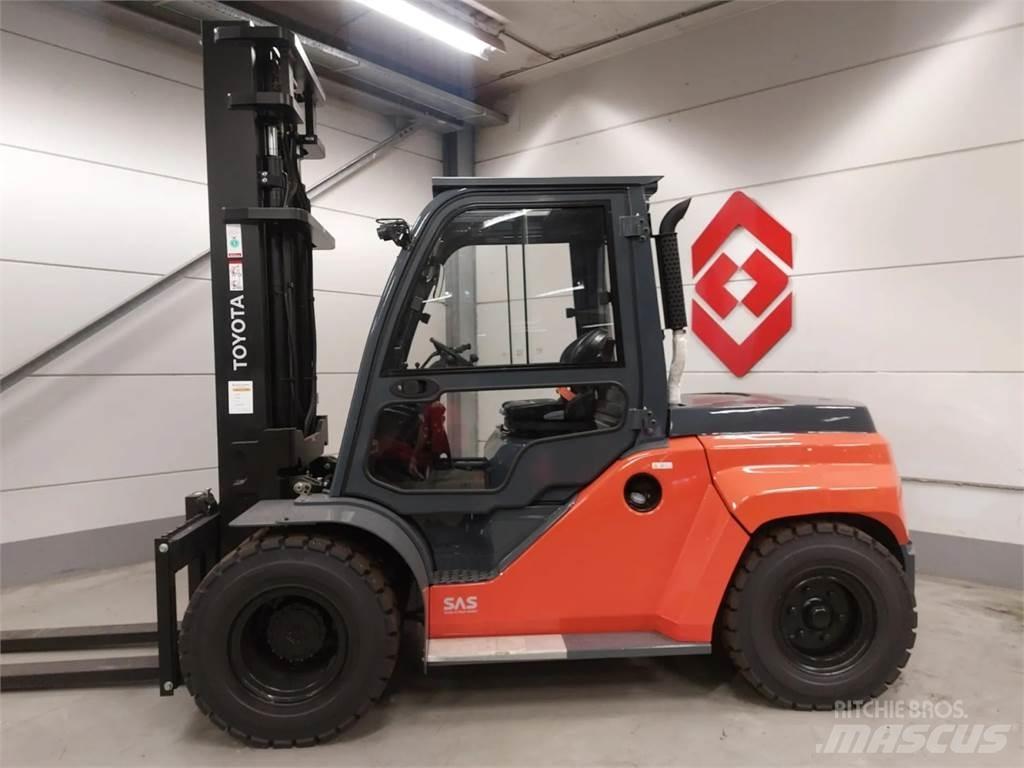 Toyota 8FD70F Diesel trucks