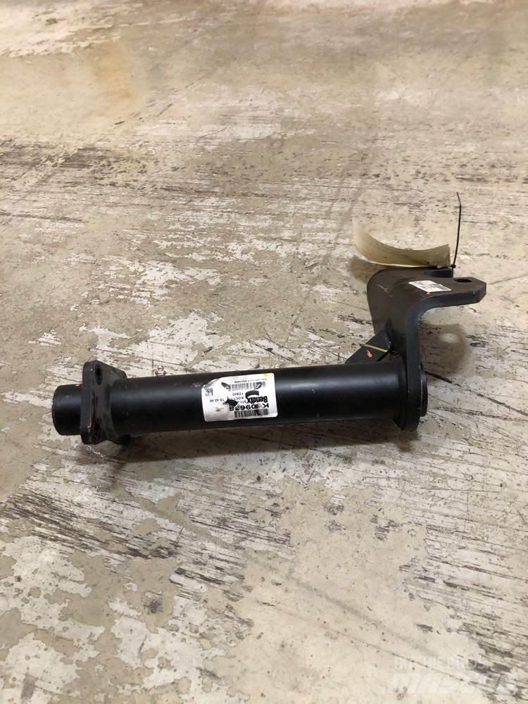  Bendix Brakes