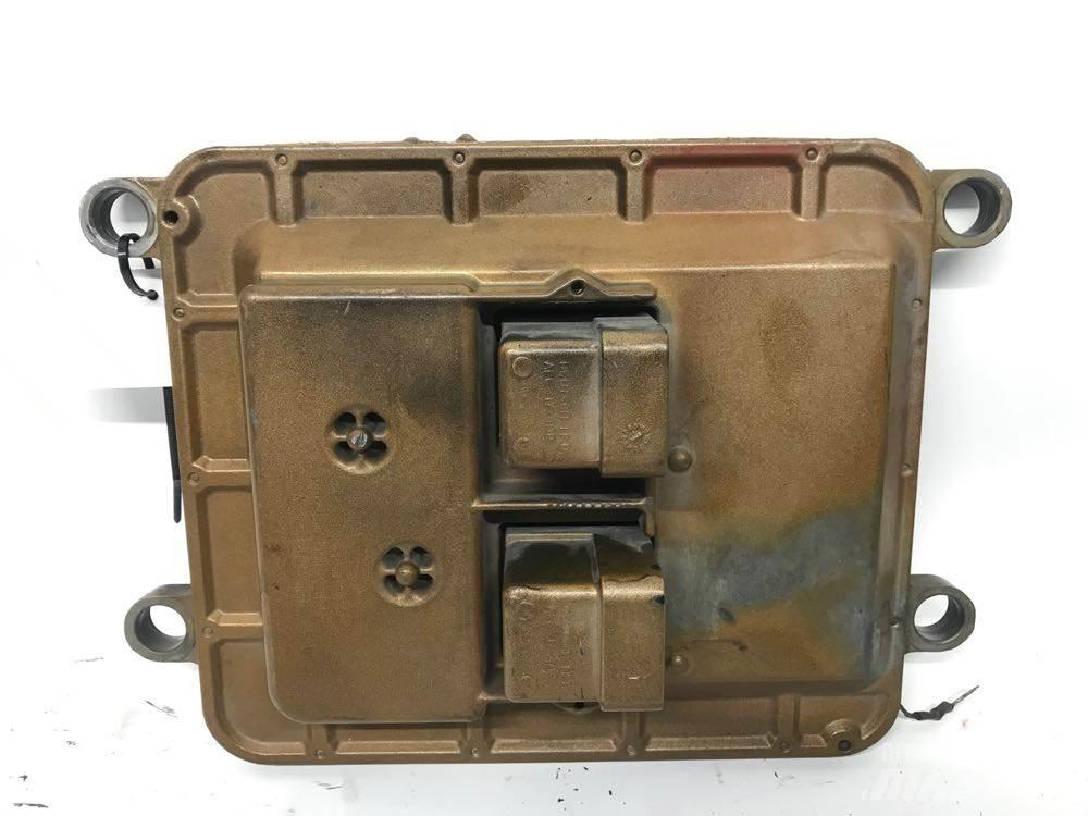 CAT 40 Pin Other components