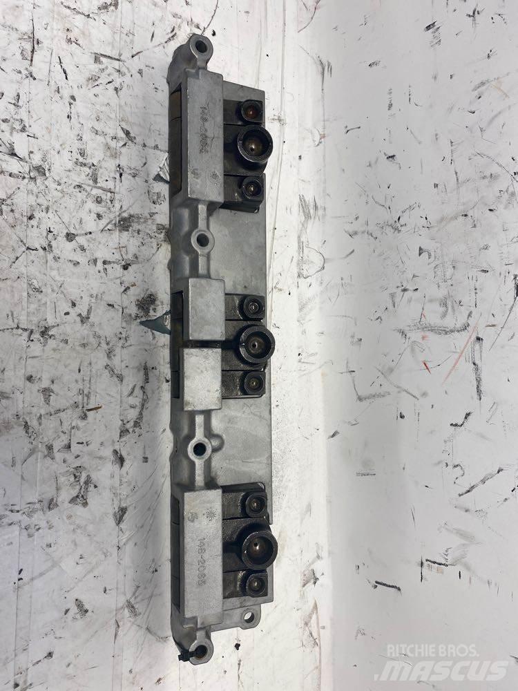 CAT C12 Other components