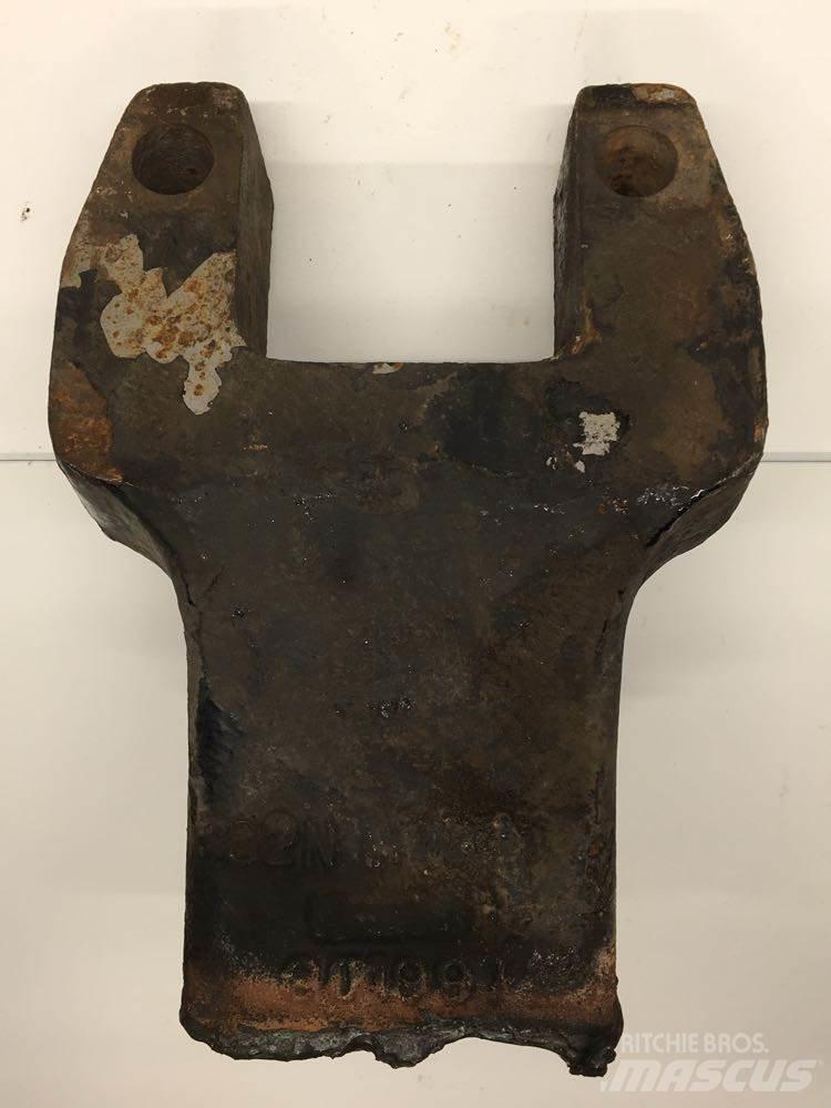 Eaton Mack Other components