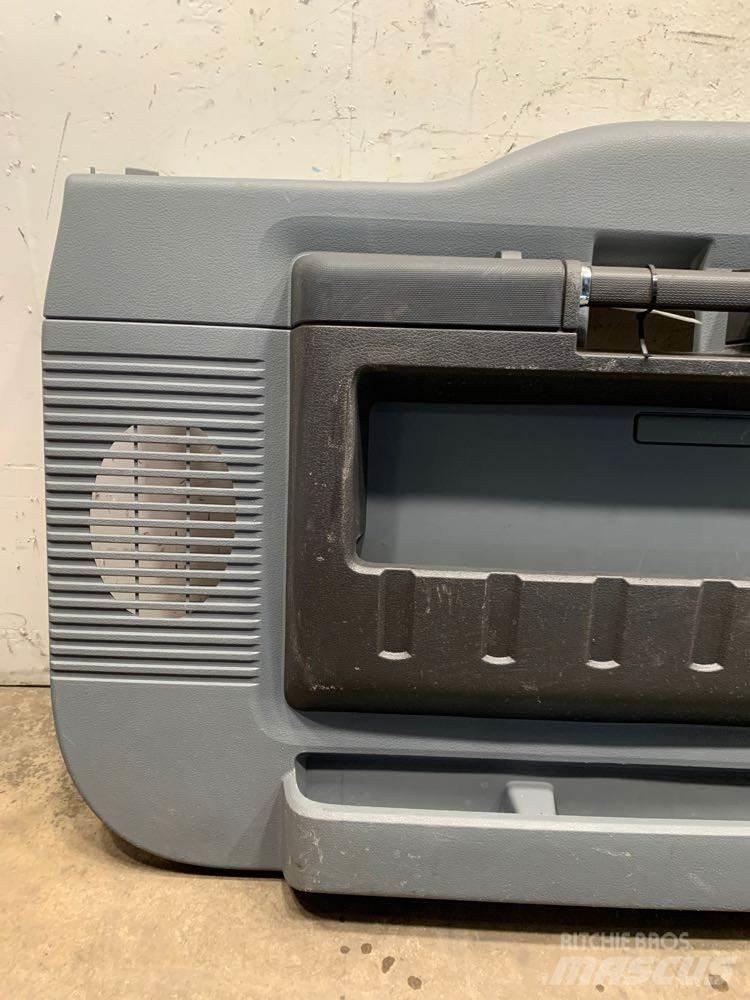 Ford F-550 Other components