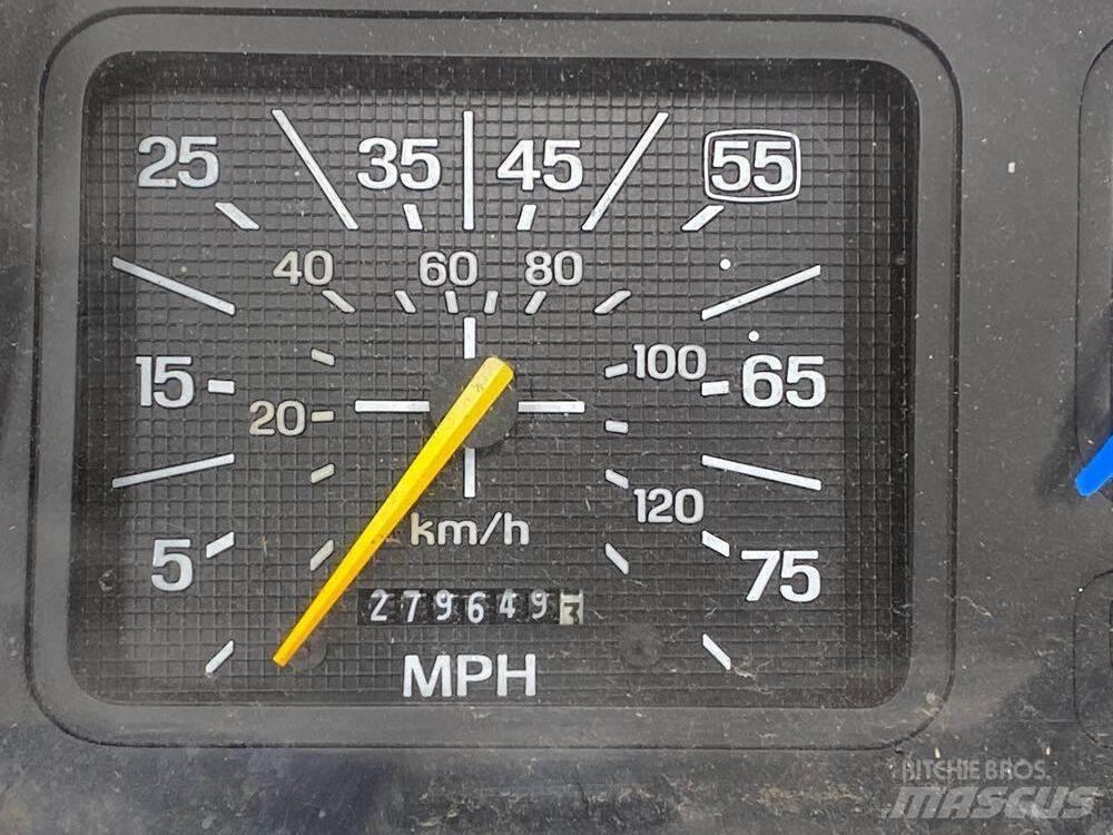 Ford F-800 Other components