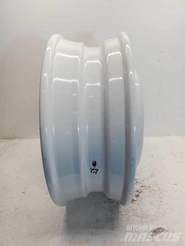 Ford F550 Tyres, wheels and rims