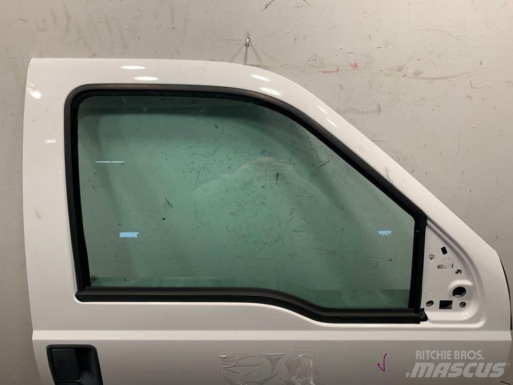 Ford F750 Other components