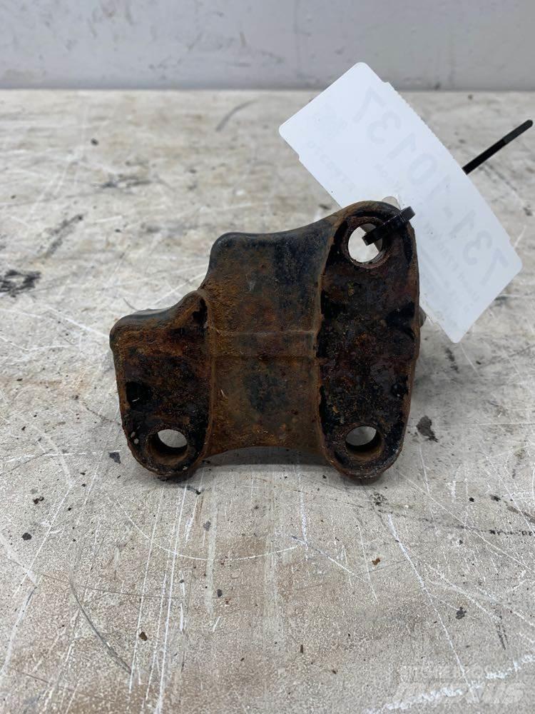 Ford F750 Other components