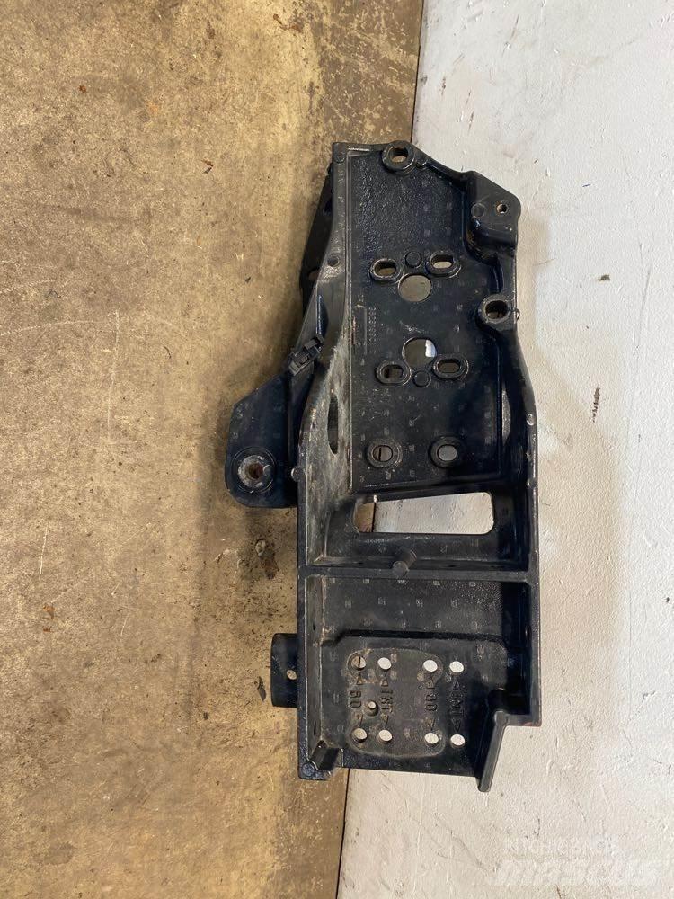 Ford F750 Other components