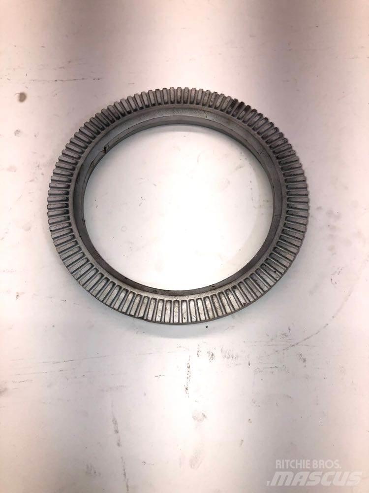 GMC  Electronics