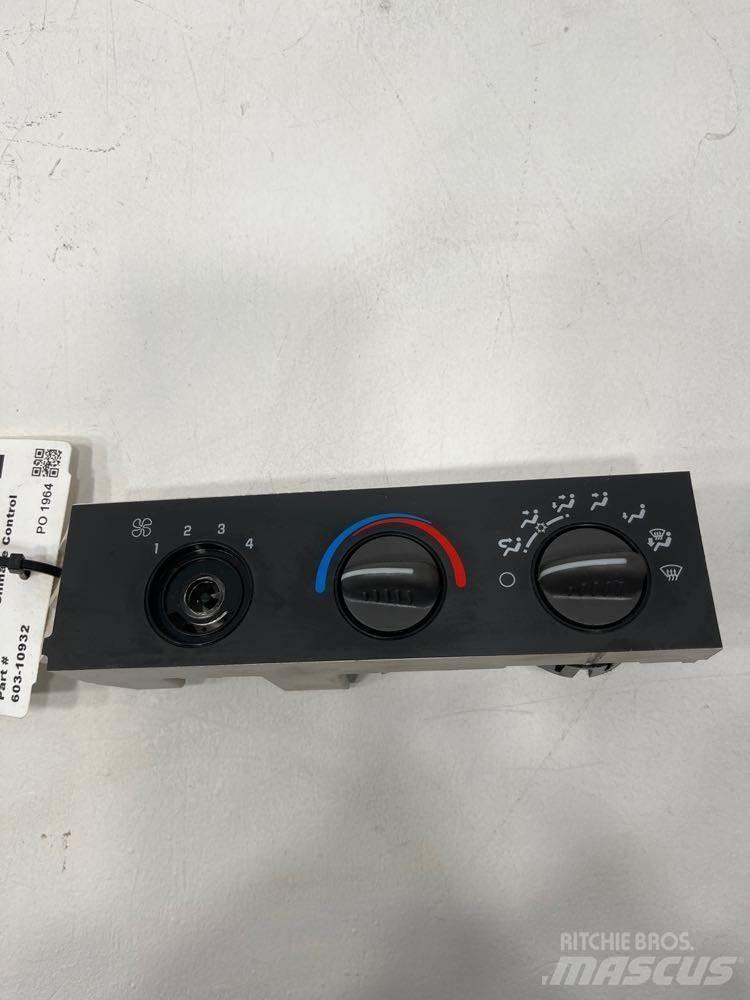 GMC C6500 Electronics