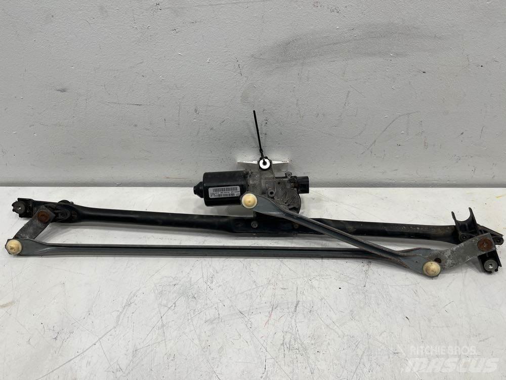 GMC C7500 Other components