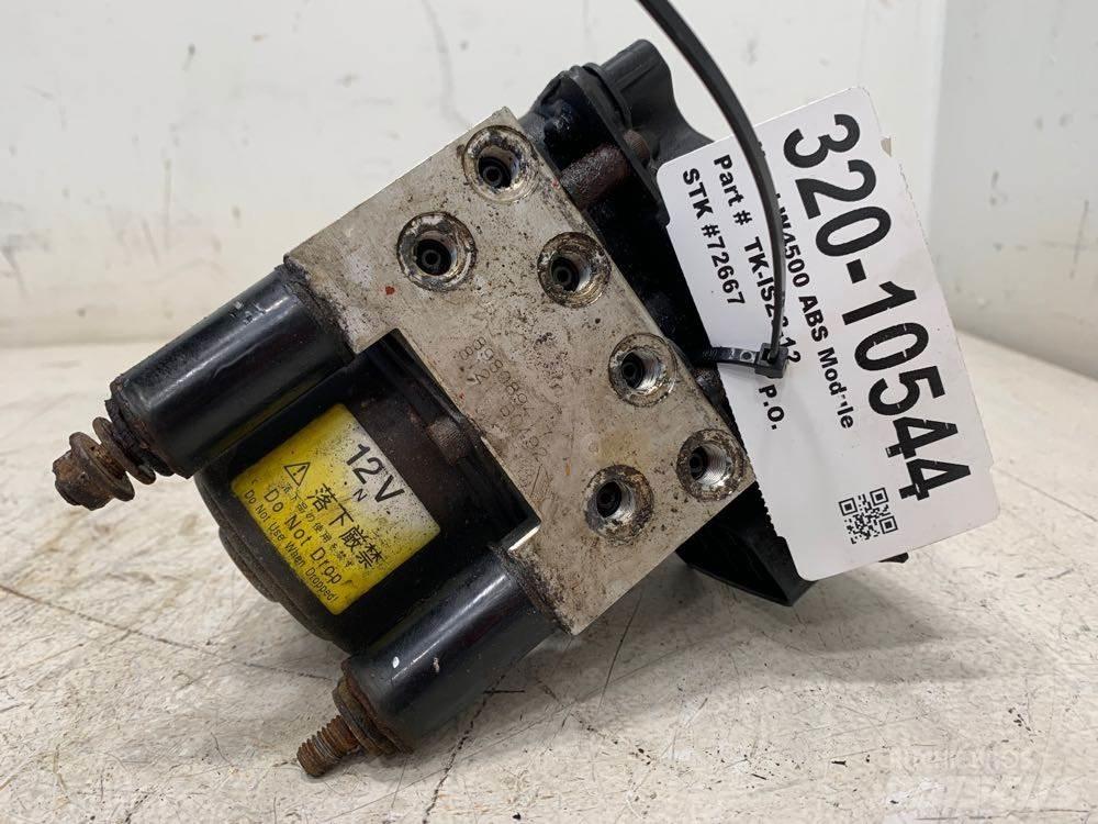 GMC W4500 Electronics