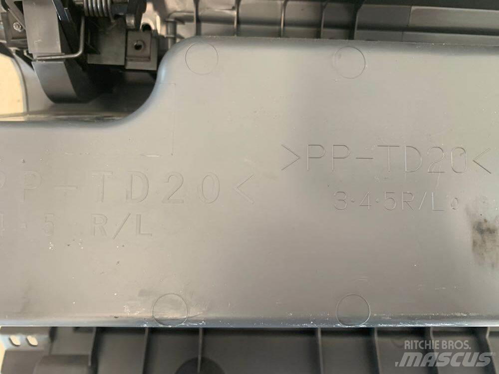 Isuzu NPR Other components