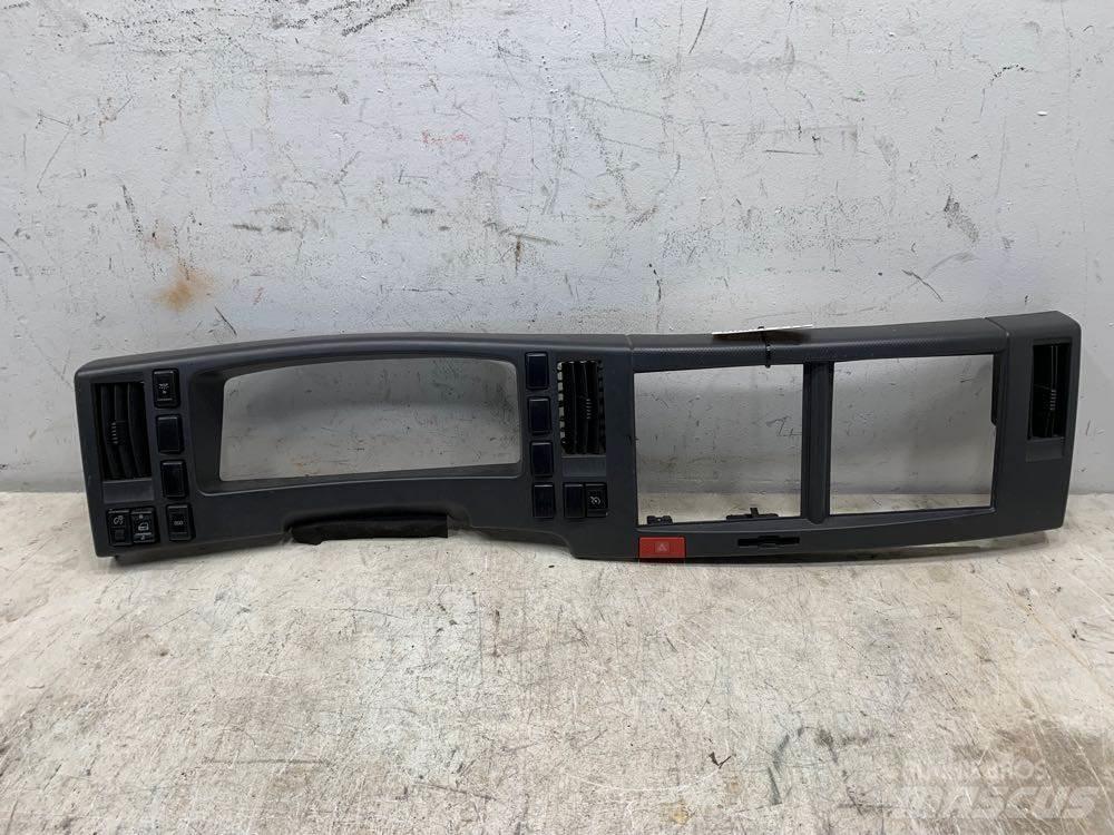 Isuzu NPR Other components