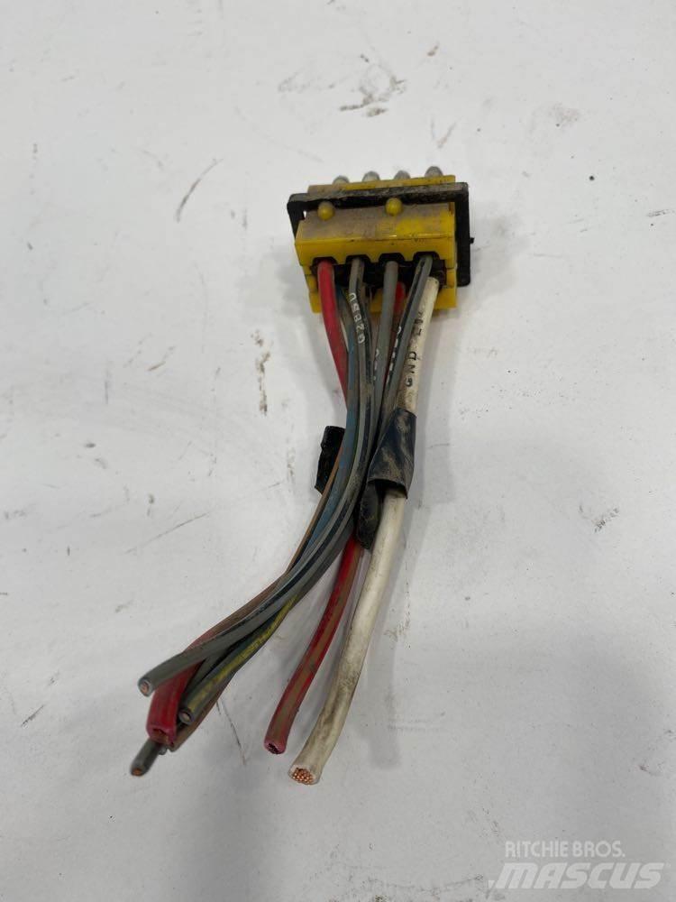 Kenworth  Other components