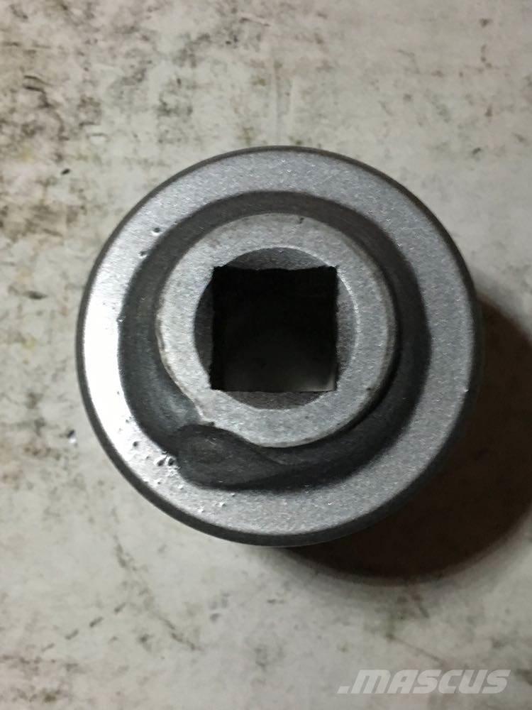  Leland Axles