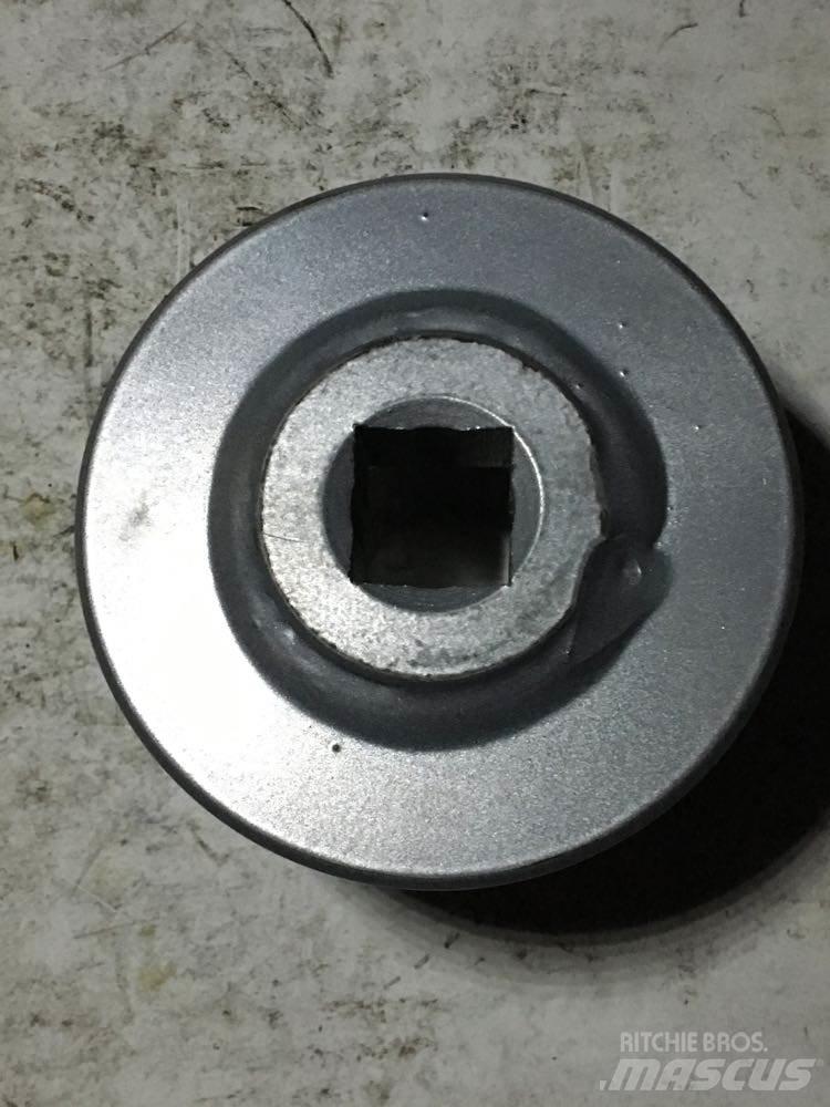  Leland Axles
