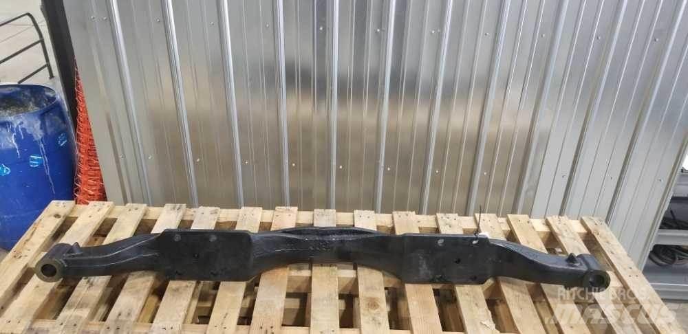Mack  Axles