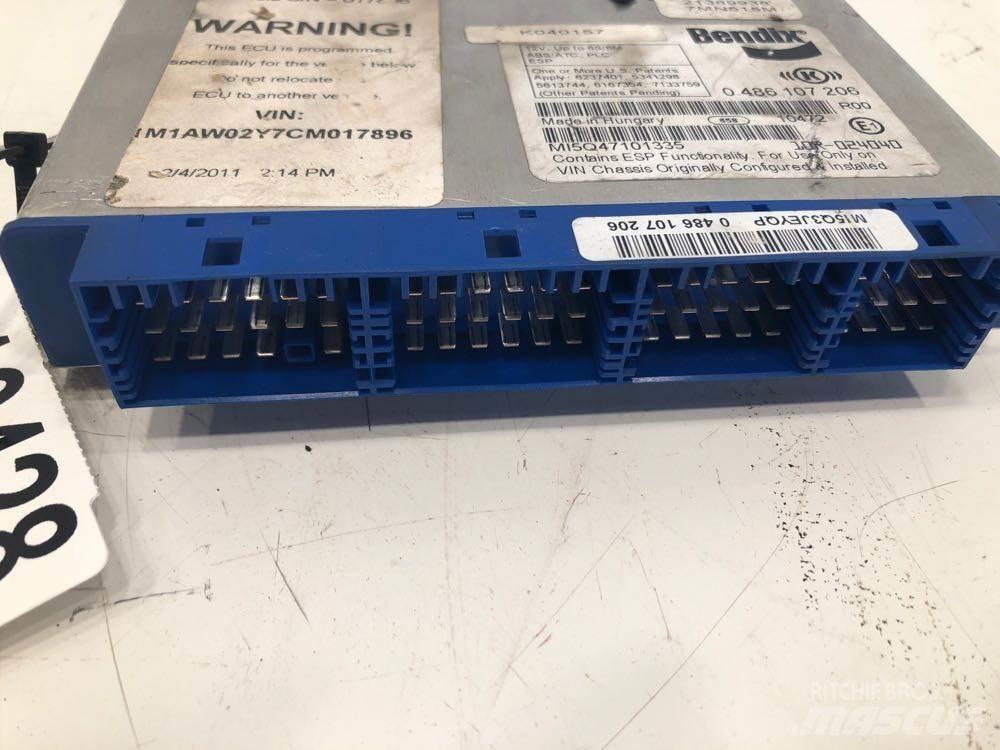 Mack  Electronics