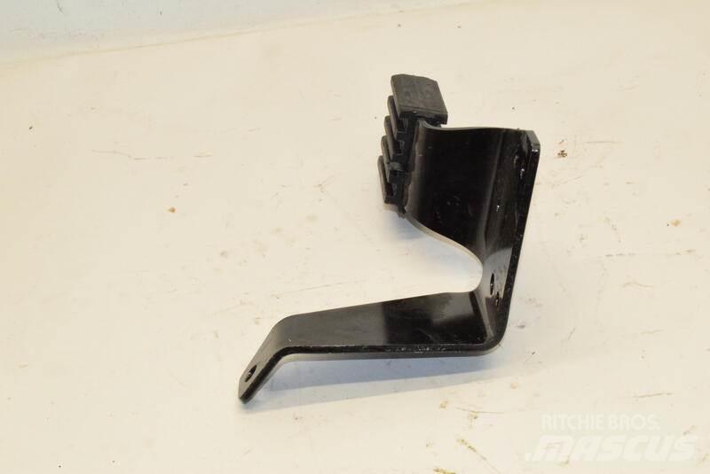 Mack  Other components