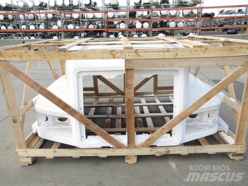 Mack CH600 Cabins and interior