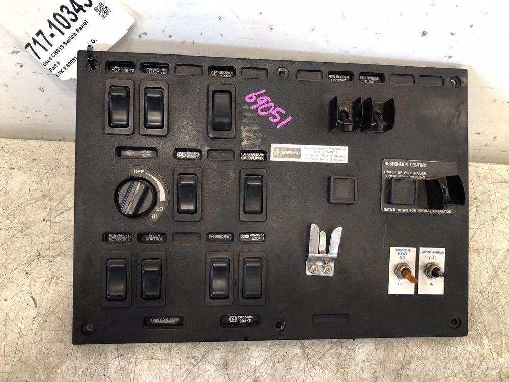 Mack CH613 Electronics
