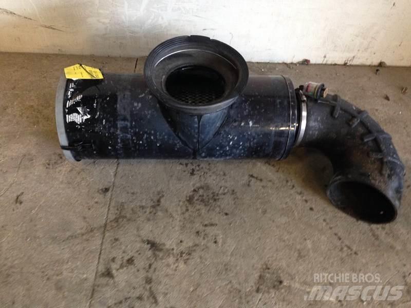 Mack CL713 Other components